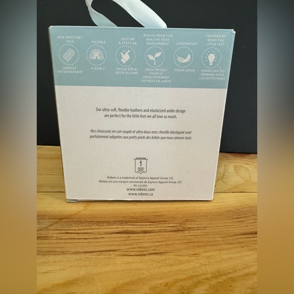 NIB Robeez Baby Fox Leather Embroidered Plush Faux Fur Fall Winter Slip on Shoes - Picture 7 of 7